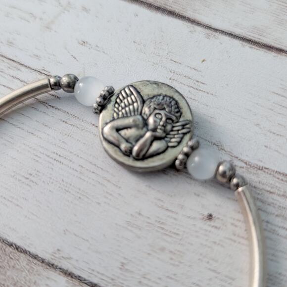 Stretch Bracelet Silver Tone with Cherub Charm - Picture 5 of 8